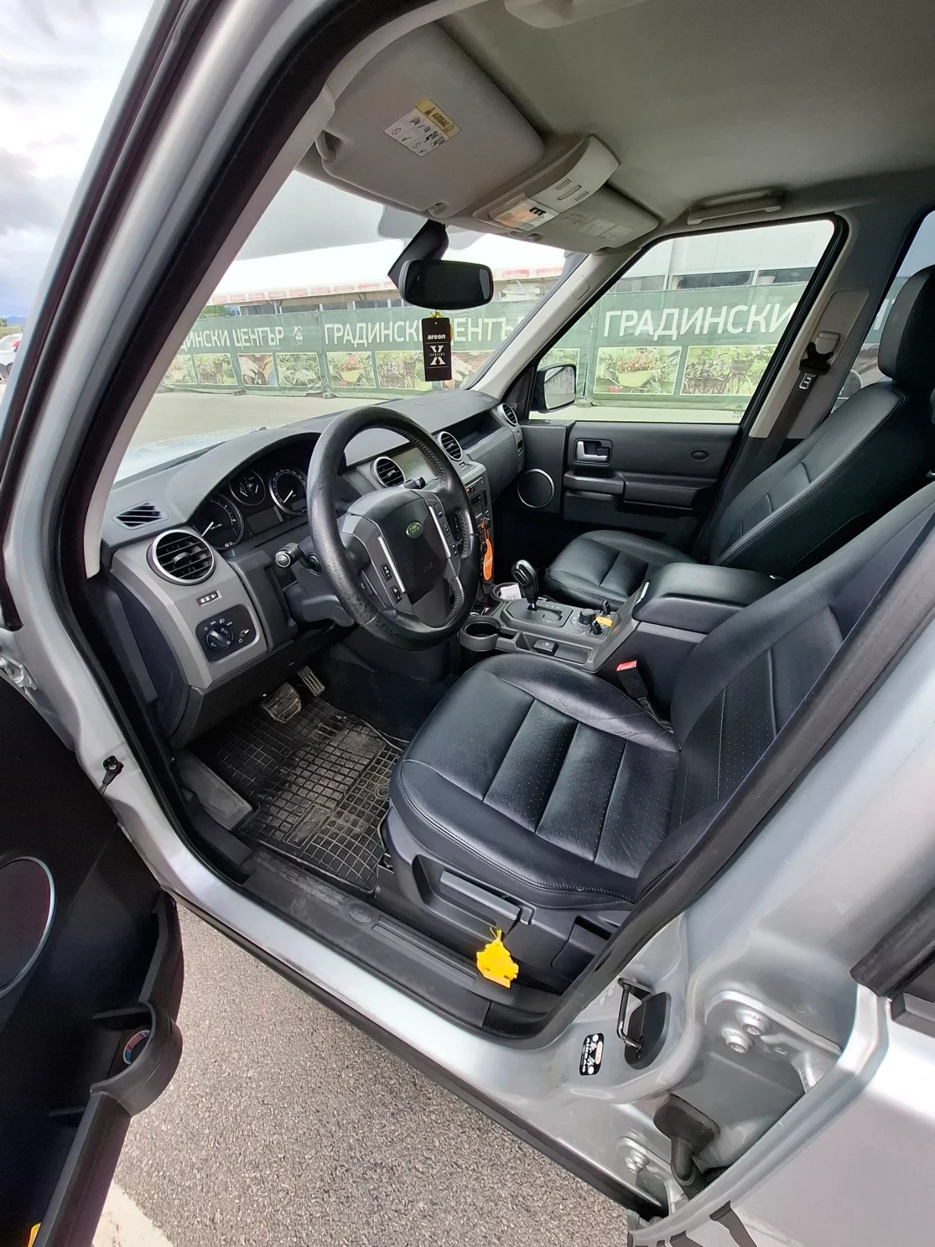 Land Rover Discovery, снимка 12 - Автомобили и джипове - 55653664