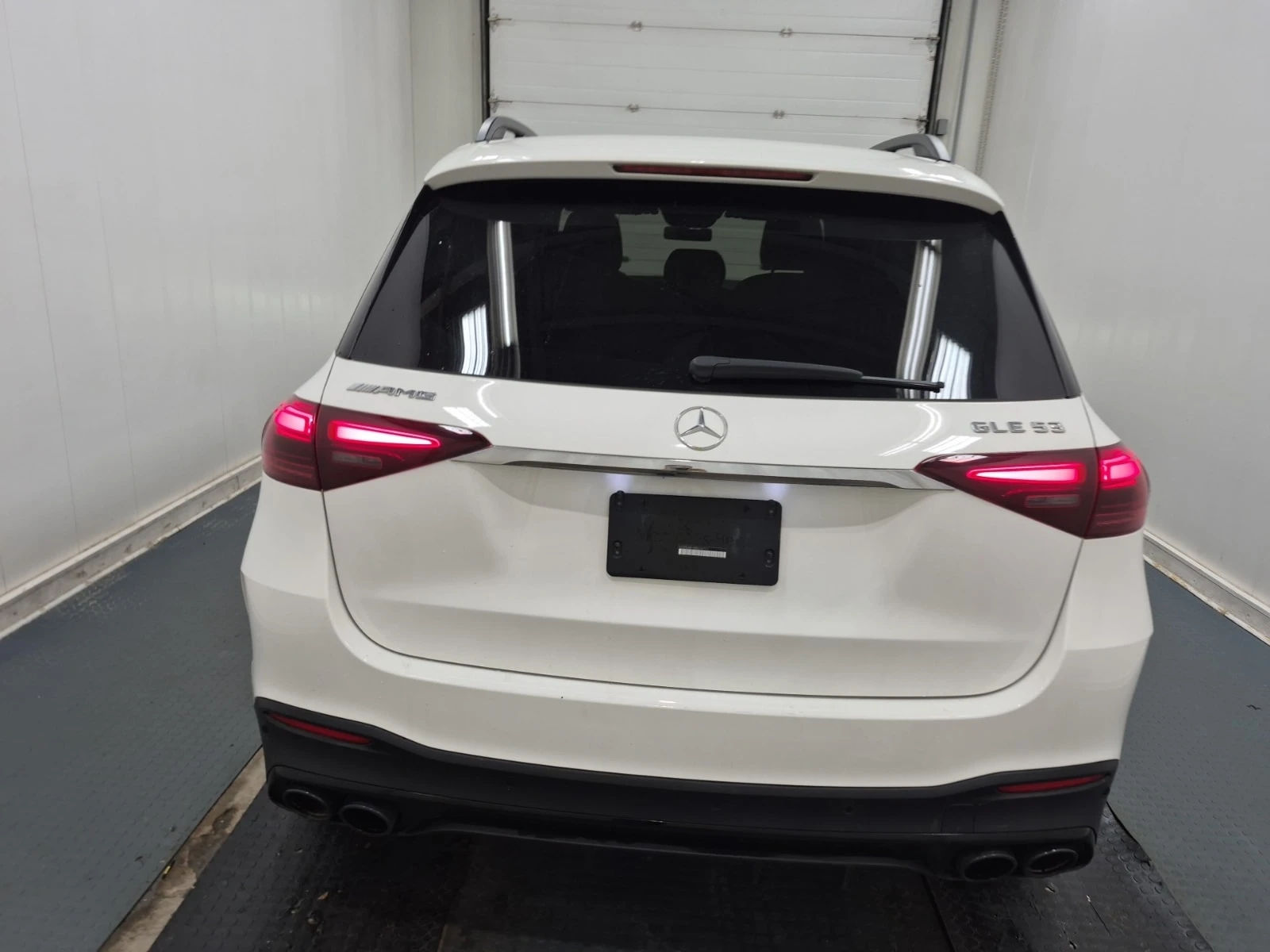 Mercedes-Benz GLE * AMG 53* CARFAX* АВТОКРЕДИТ БЕЗ ПЪРВОНАЧАЛНА ВНОС, снимка 17 - Автомобили и джипове - 55803032