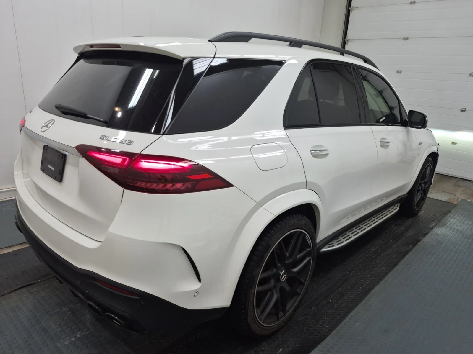 Mercedes-Benz GLE * AMG 53* CARFAX* АВТОКРЕДИТ БЕЗ ПЪРВОНАЧАЛНА ВНОС, снимка 3 - Автомобили и джипове - 55803032