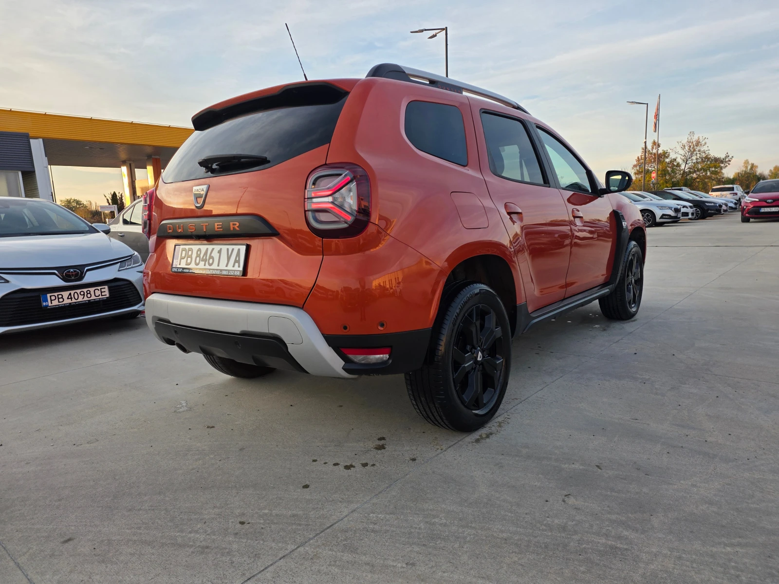 Dacia Duster 1.5DCI-6ск, снимка 5 - Автомобили и джипове - 56600333