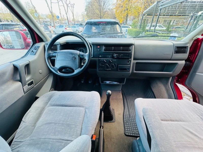 VW T4 2.5TDI , снимка 8 - Бусове и автобуси - 48112703