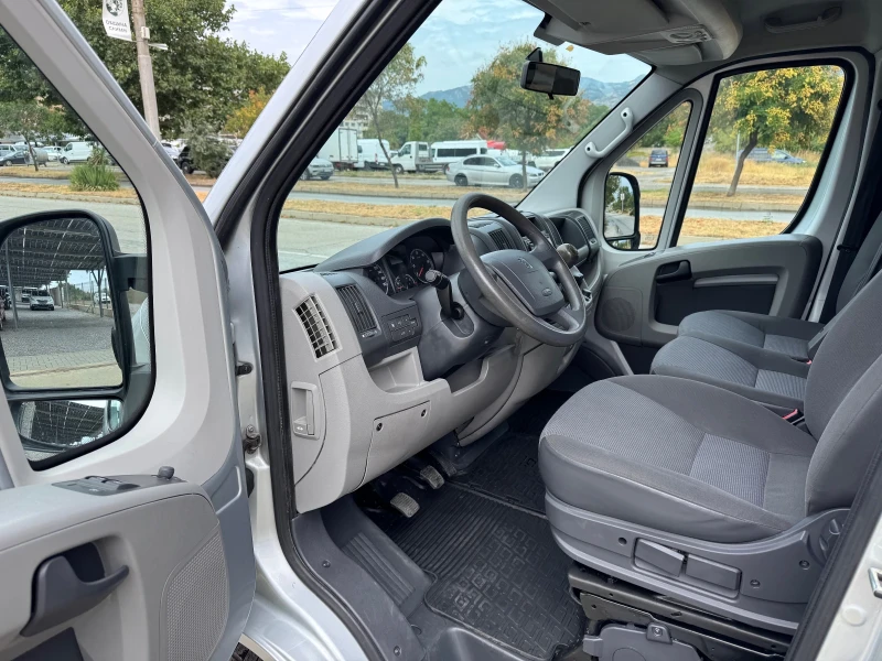 Peugeot Boxer 2.2HDI 120кс 8+ 1 ТОВАРОПЪТНИЧЕСКИ* ПЕРФЕКТЕН* , снимка 9 - Бусове и автобуси - 51201915