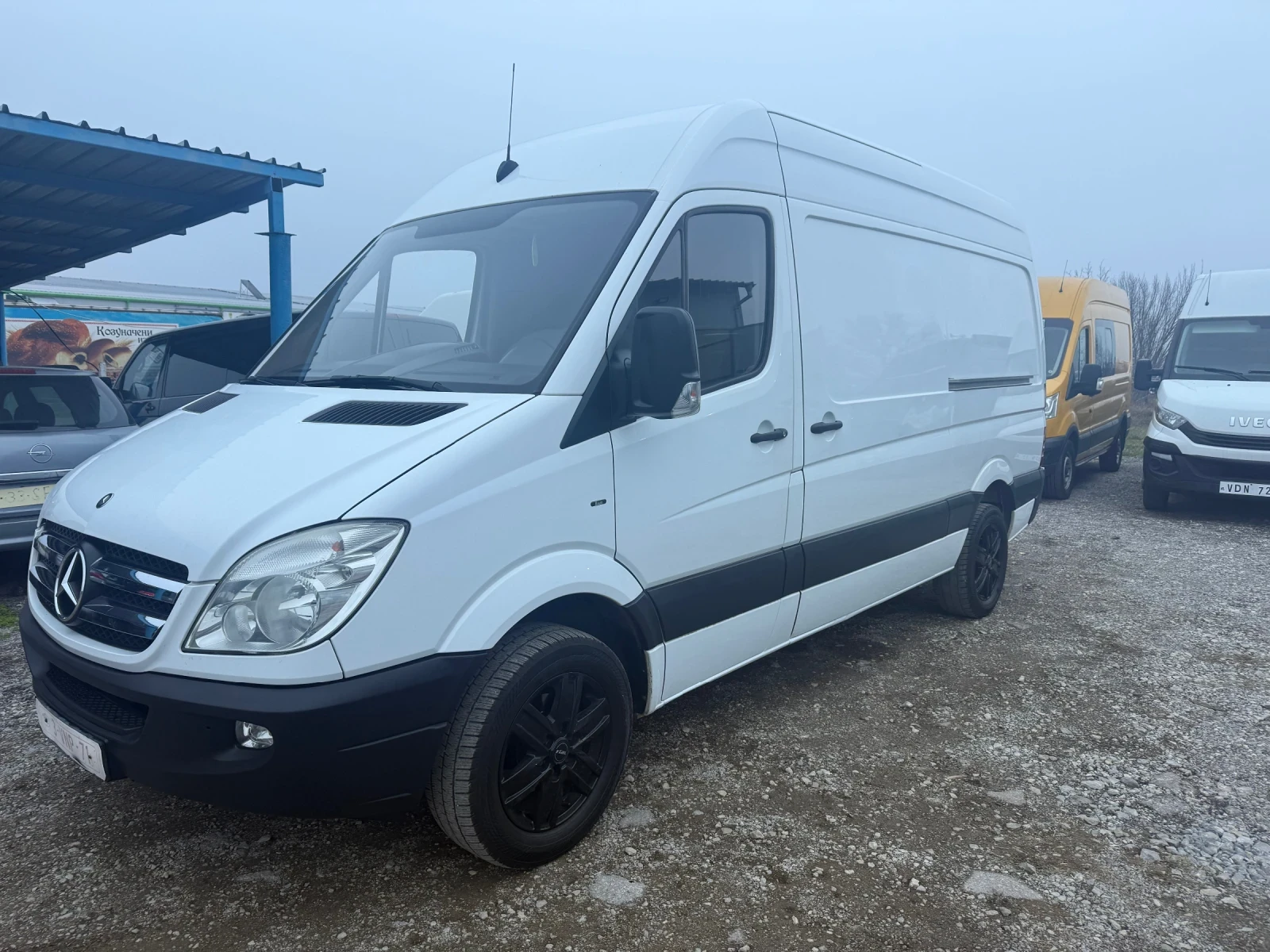 Mercedes-Benz Sprinter 2.2 - изображение 2