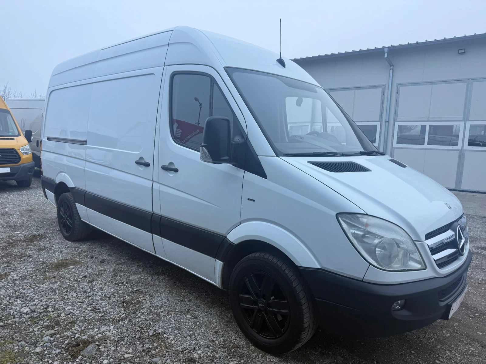 Mercedes-Benz Sprinter 2.2 - изображение 4