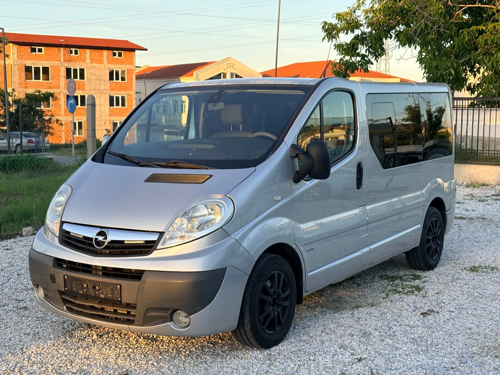 Opel Vivaro 6+ 1