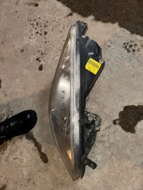 Фар десен Mitsubishi Colt 2002-2012г.      0301208202 / MR957354, снимка 2