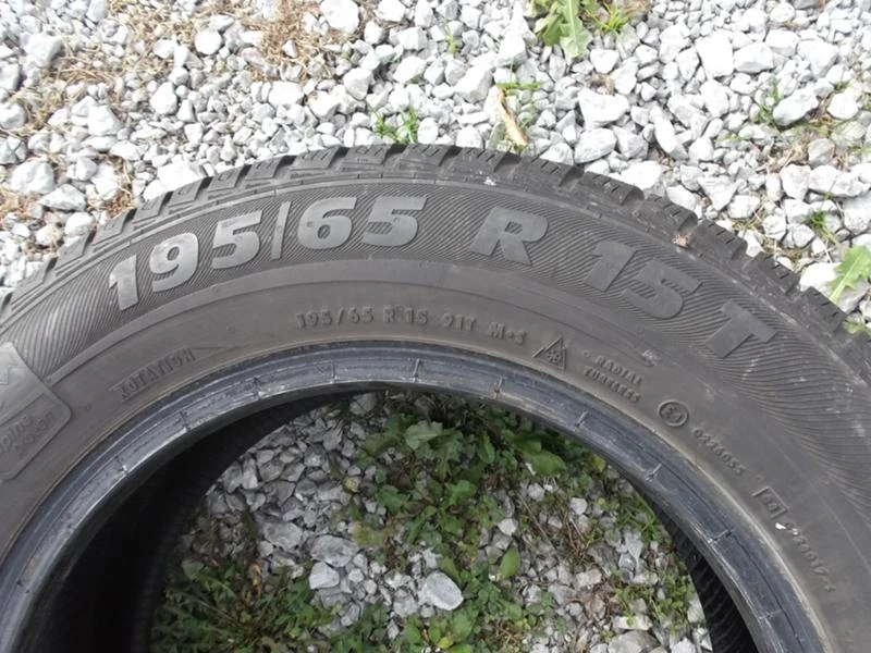 Гуми Зимни 195/65R15, снимка 5 - Гуми и джанти - 16166876