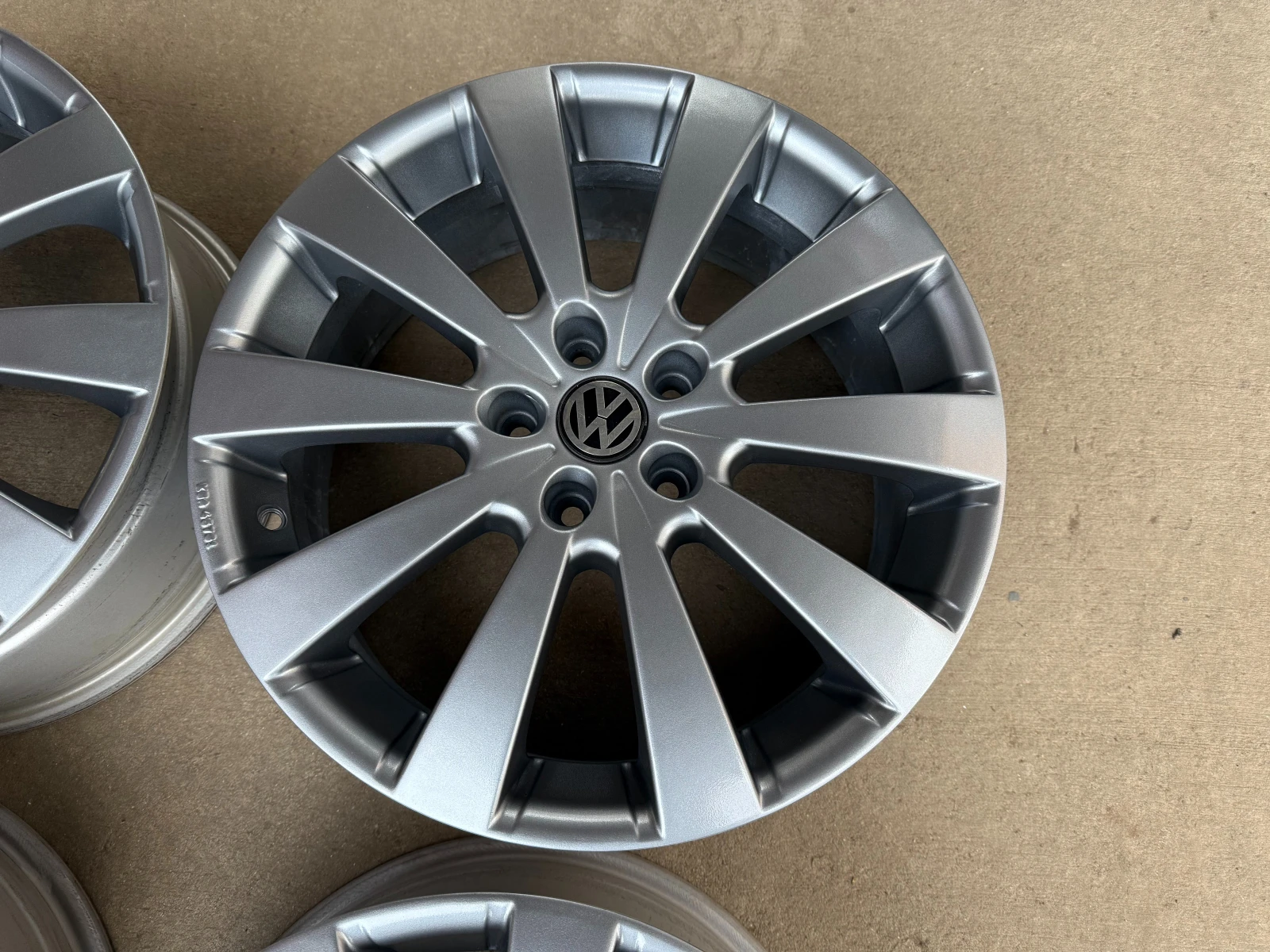 ������ | Mobile.bg � ����������� 4