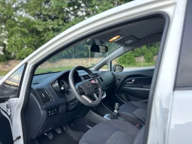Kia Rio 1.4i 109к.с.* ПОДГРЕВ* МУЛТИМЕДИЯ* КЛИМАТИК* , снимка 7