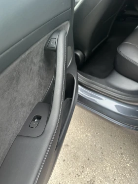 Tesla Model 3 Dual motor, снимка 11