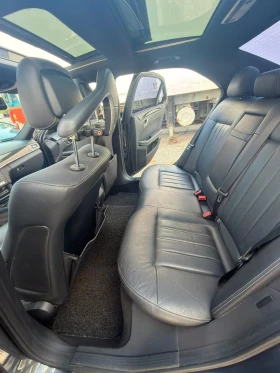Mercedes-Benz E 300 4 MATIC, снимка 15
