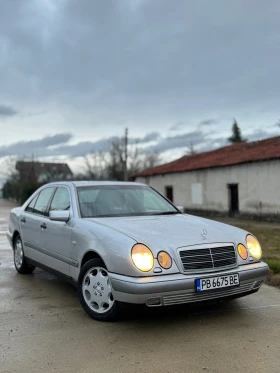 Mercedes-Benz E 280 E-Class W210, снимка 2