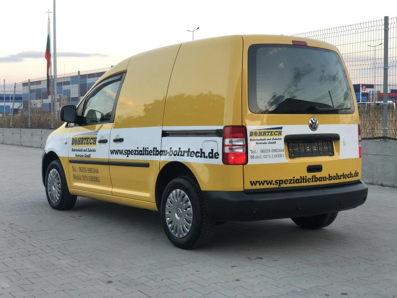 VW Caddy 1.6 TDI Kasten N1*КОЖА*НАВИ*ПОДГРЕВ*, снимка 6 - Автомобили и джипове - 43560631