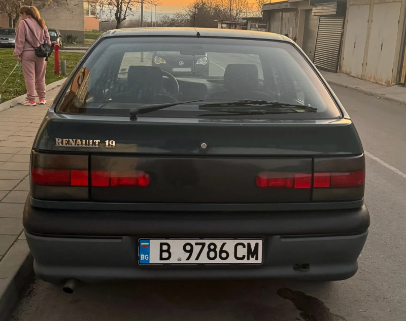 Renault 19, снимка 3 - Автомобили и джипове - 48620195