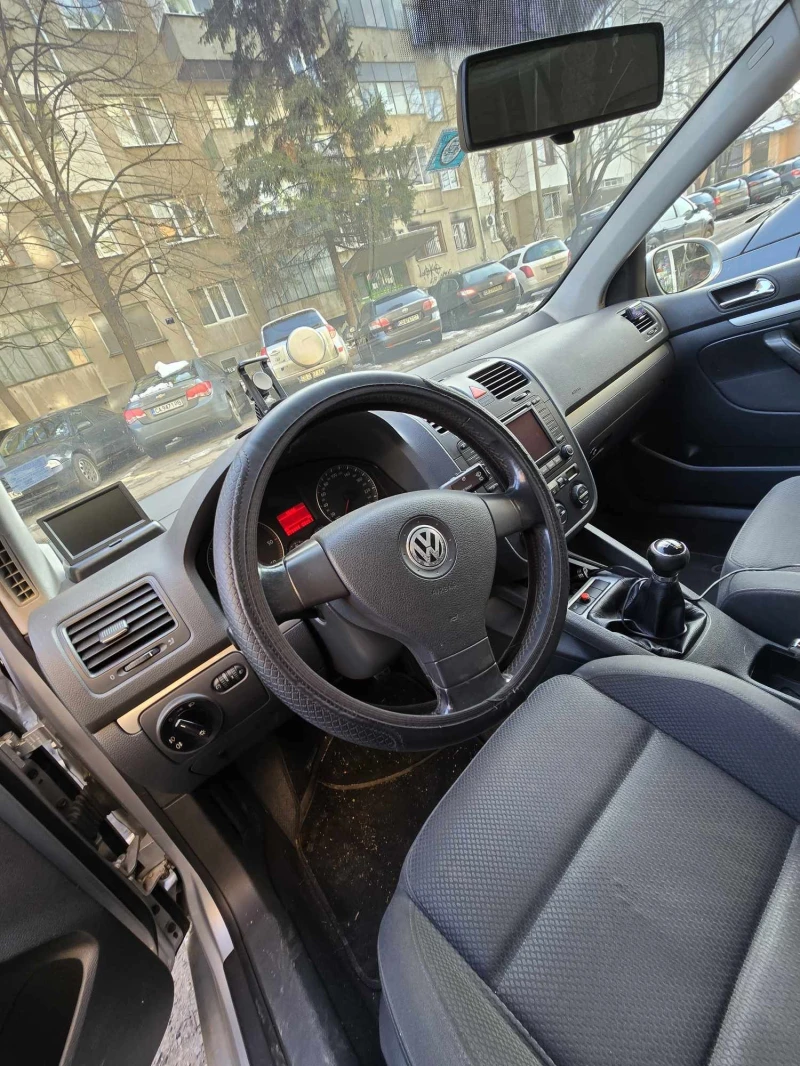 VW Golf, снимка 6 - Автомобили и джипове - 48744106