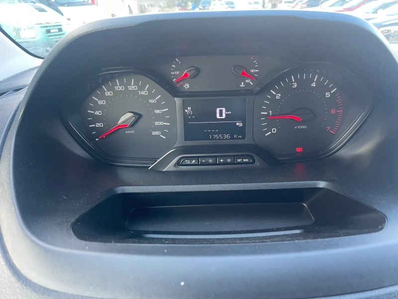 Peugeot Partner 1.5HDI-EVRO6, снимка 8 - Автомобили и джипове - 52320555