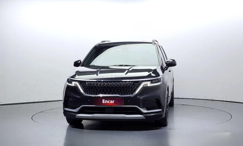 Kia Carnival, снимка 3 - Автомобили и джипове - 51957137