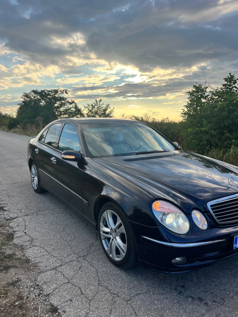 Mercedes-Benz E 320, снимка 2 - Автомобили и джипове - 52509987