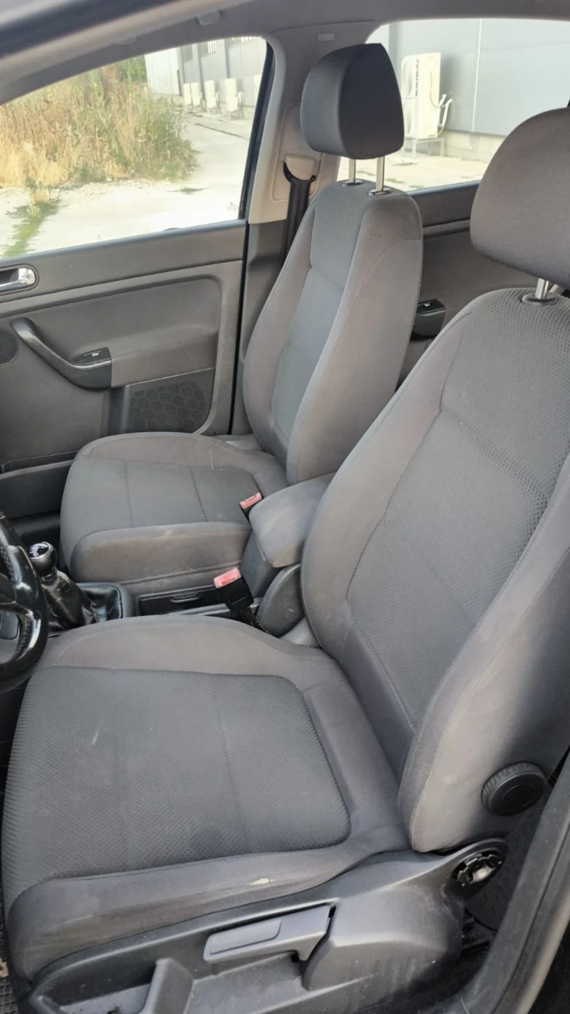 VW Golf Plus 1.6 бензин , снимка 11 - Автомобили и джипове - 52595879