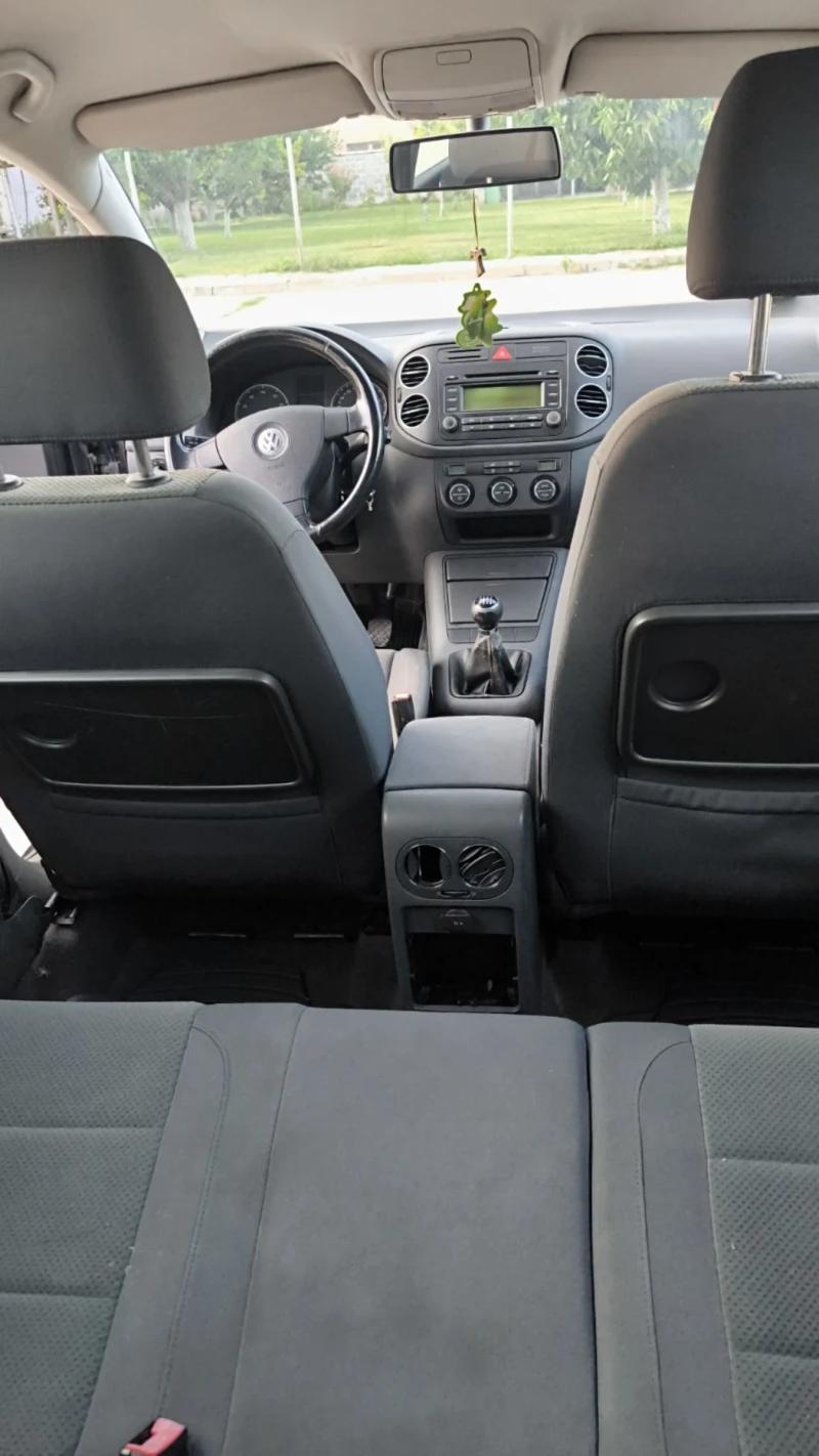 VW Golf Plus 1.6 бензин , снимка 12 - Автомобили и джипове - 52595879