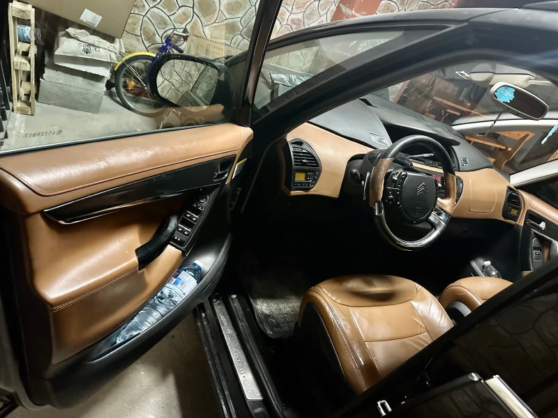 Citroen C4 Picasso, снимка 4 - Автомобили и джипове - 52869256