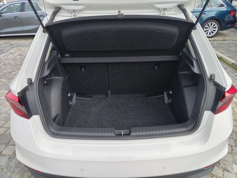 Skoda Fabia AMBITION/1, 0 MPI 65 к.с. Газ/Бензин, снимка 14 - Автомобили и джипове - 53124166