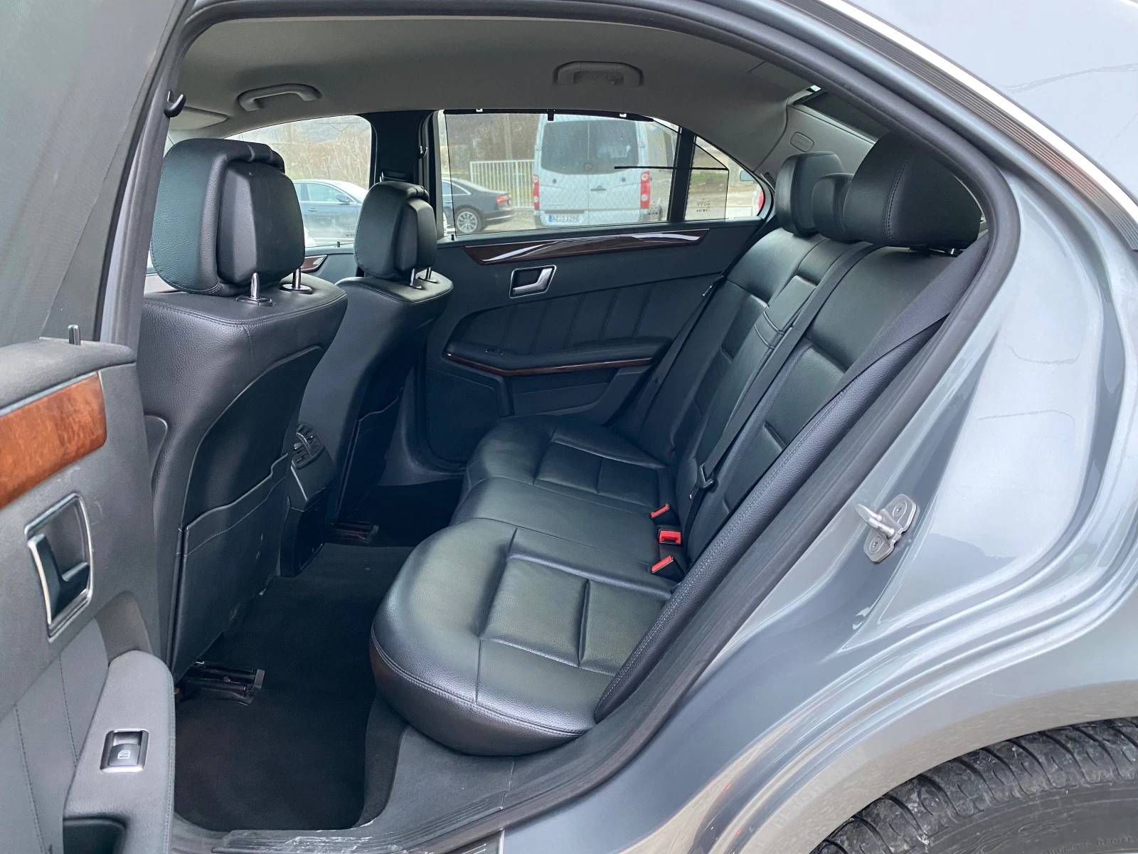 Mercedes-Benz E 300 3.0CDI AVTOMATIK | Mobile.bg   11