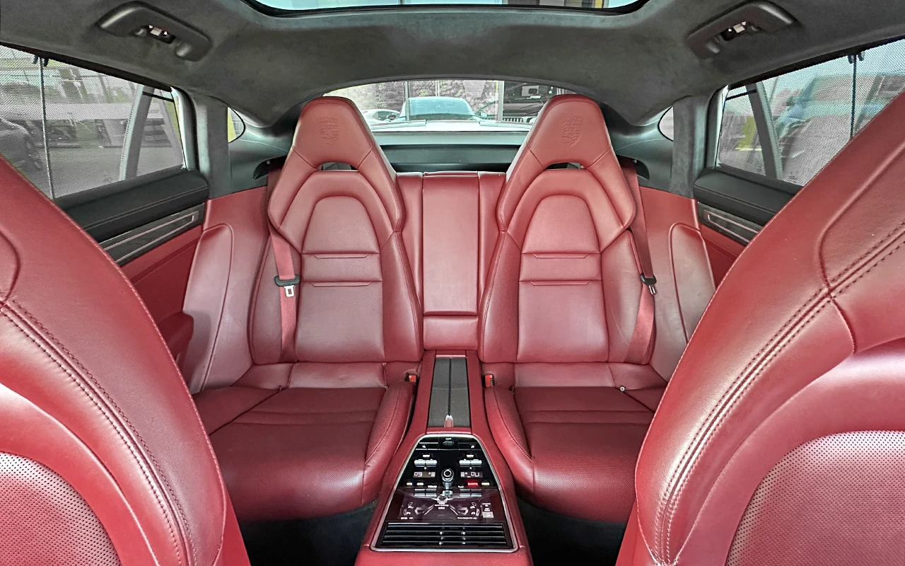 Porsche Panamera Turbo - изображение 8