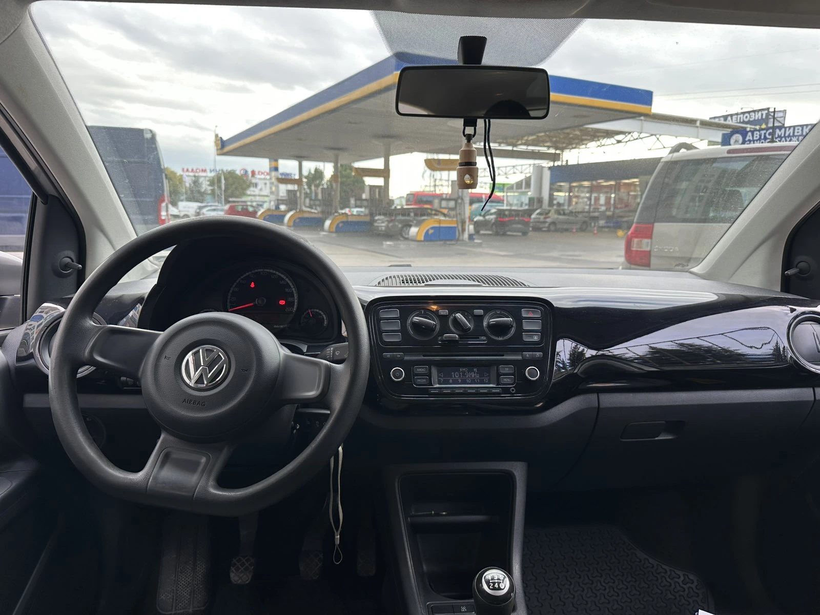 VW Up | Mobile.bg — изображение 6