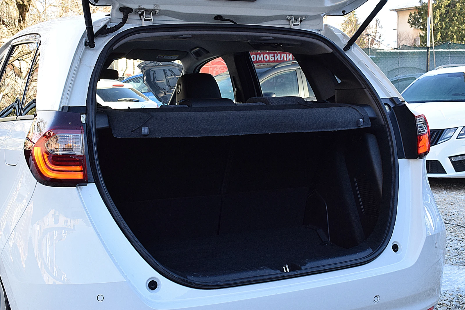 Honda Jazz 1.5���������-109�.�/���������/����/LANE ASSIST | Mobile.bg � ����������� 6