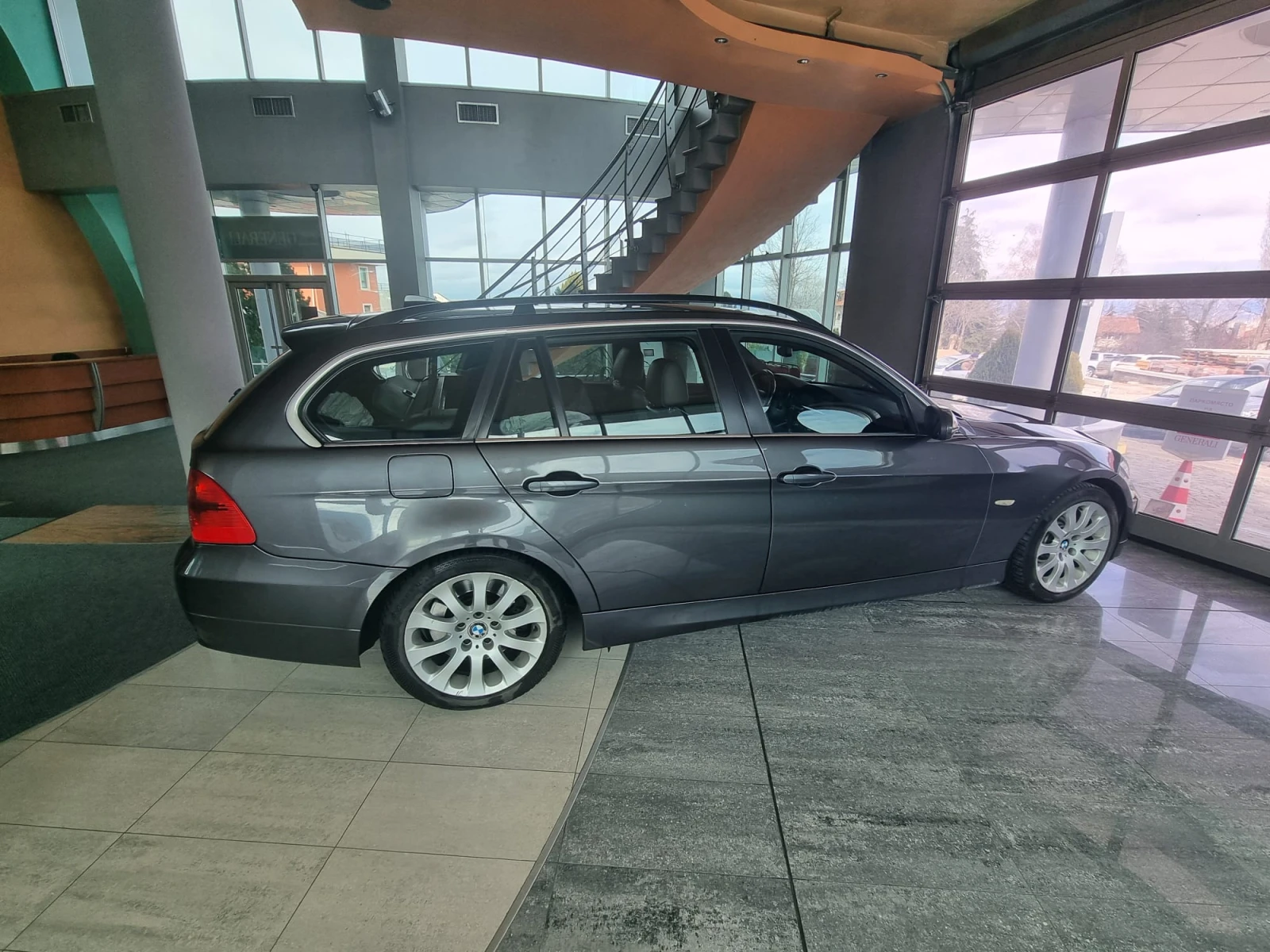BMW 330 XD | Mobile.bg � ����������� 4