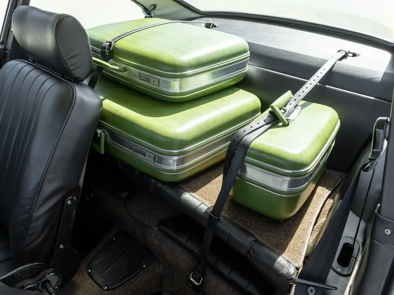 Porsche 911 T 2.4 Coupe (F-Model) � ����������� & ���� ������ | Mobile.bg � ����������� 14