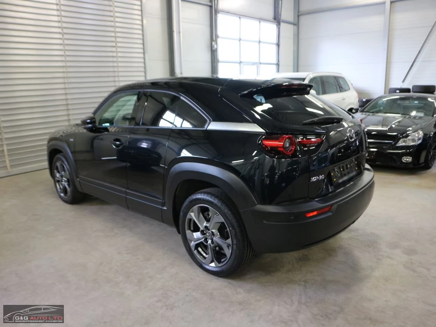 Mazda MX-30 MAKOTO/204HP/MATRIX/HUD/ACC/NAVI/CAM/255z, снимка 4 - Автомобили и джипове - 54070429