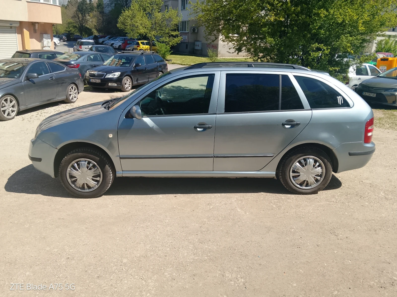 Skoda Fabia, снимка 8 - Автомобили и джипове - 54358298