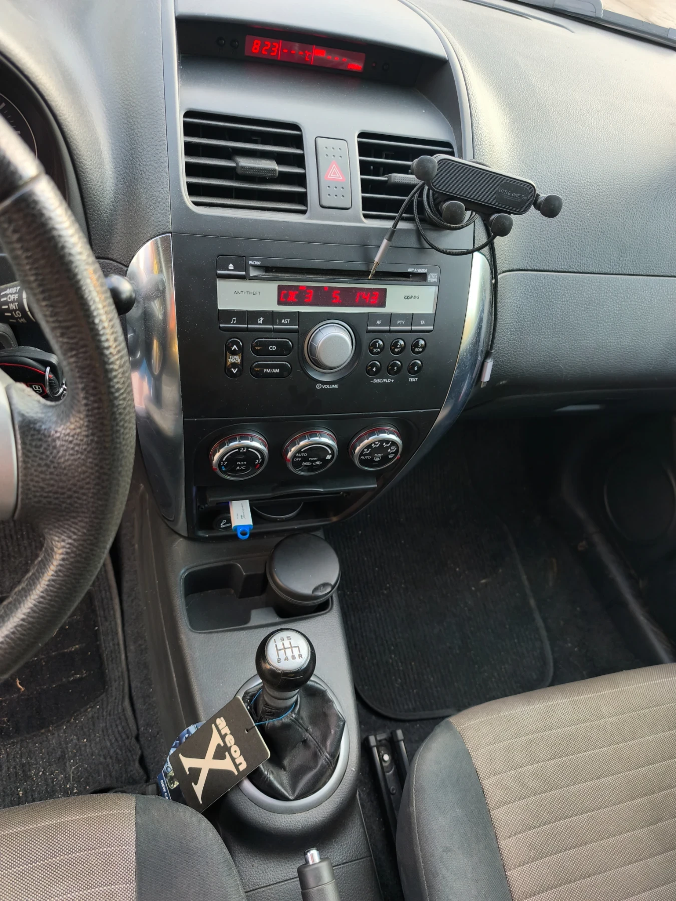 Fiat Sedici 1.9JTD 120KC, снимка 6 - Автомобили и джипове - 54803956