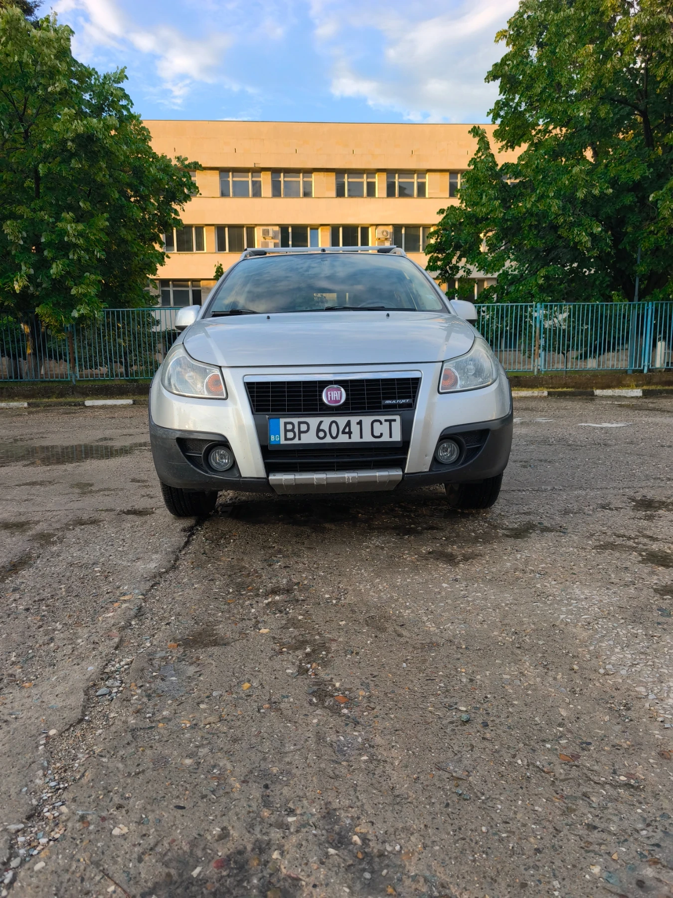 Fiat Sedici 1.9JTD 120KC, снимка 11 - Автомобили и джипове - 54803956