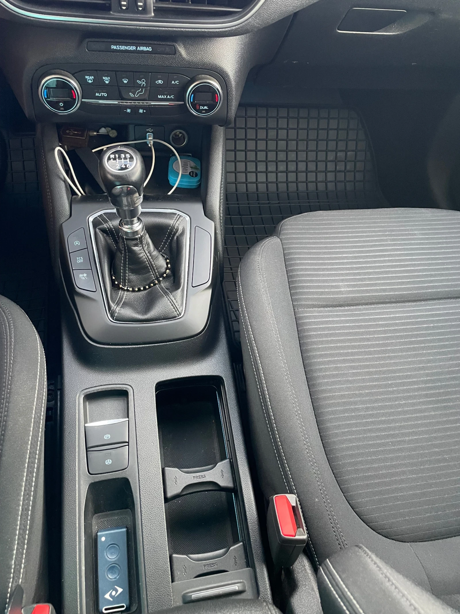 Ford Focus, снимка 10 - Автомобили и джипове - 54804071