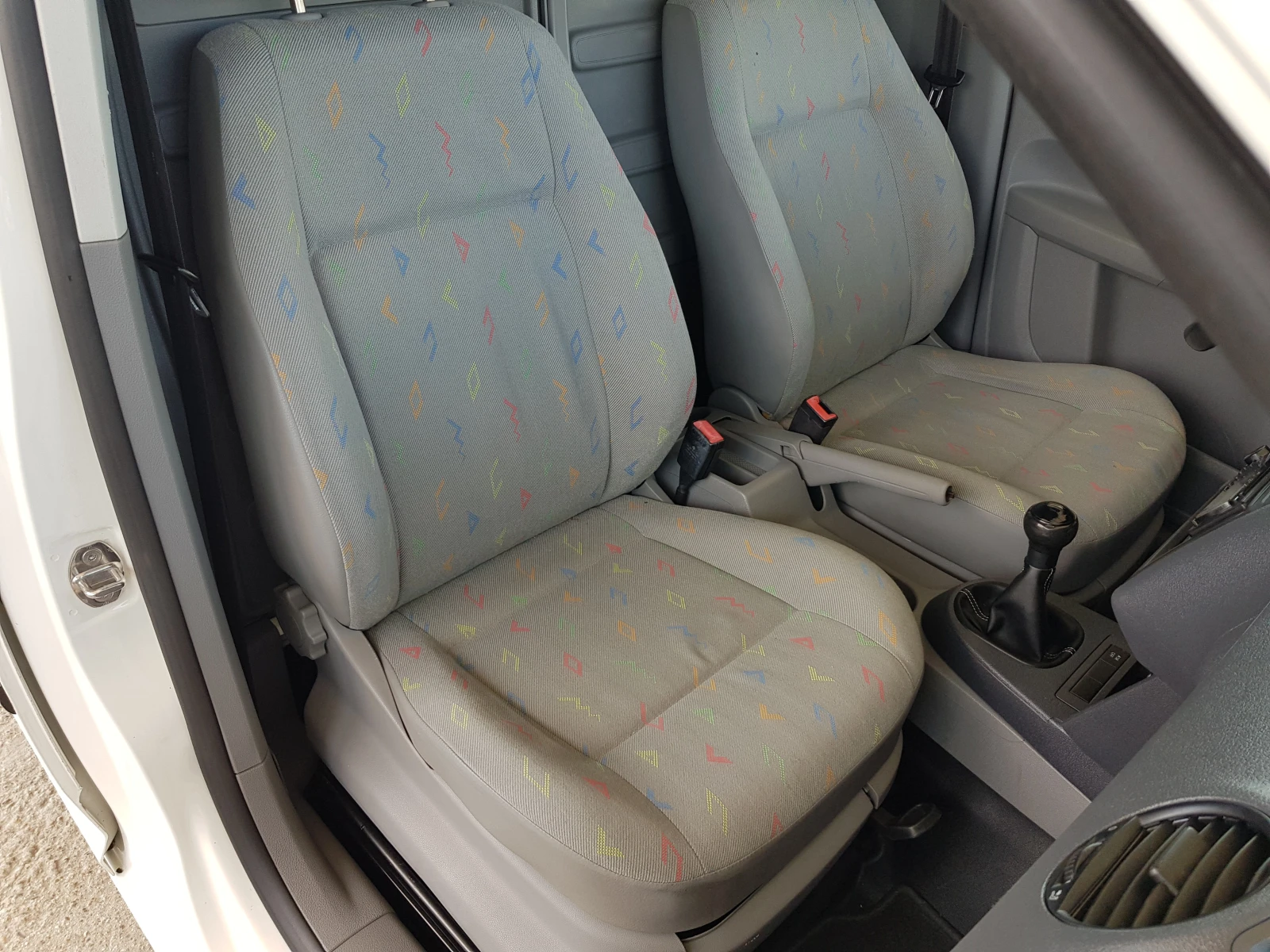 VW Caddy 2.0i ECOFUEL, снимка 12 - Автомобили и джипове - 55261959