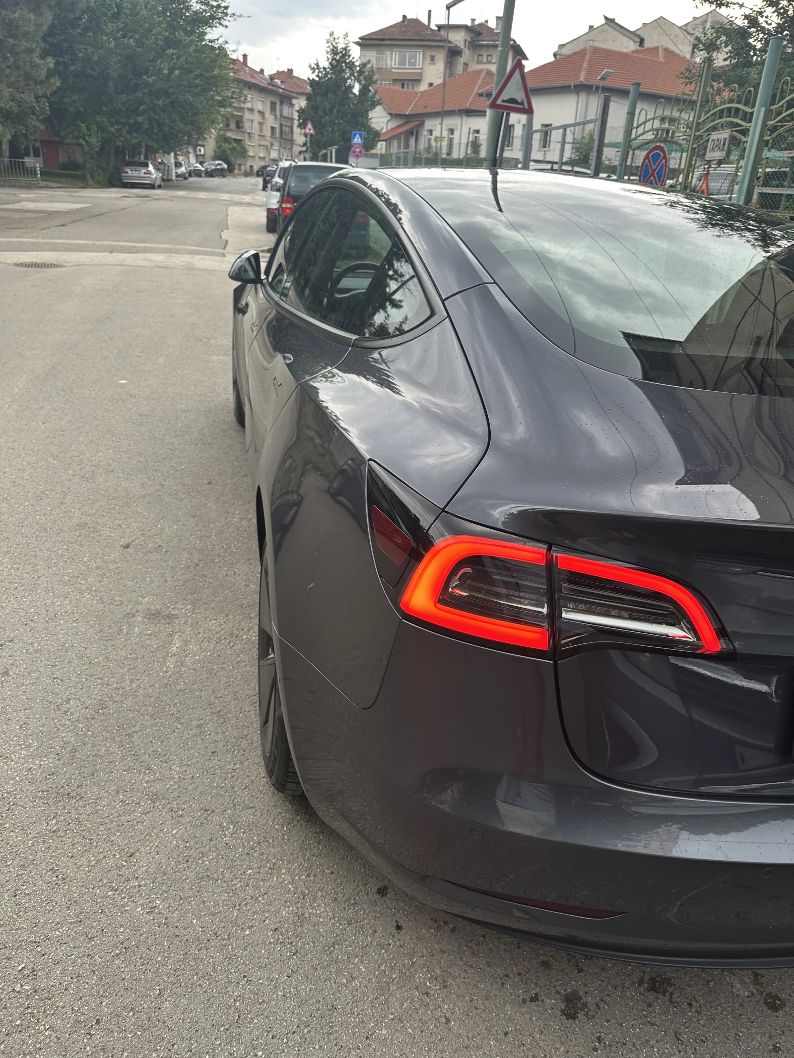 Tesla Model 3 Dual motor, снимка 4 - Автомобили и джипове - 55268924