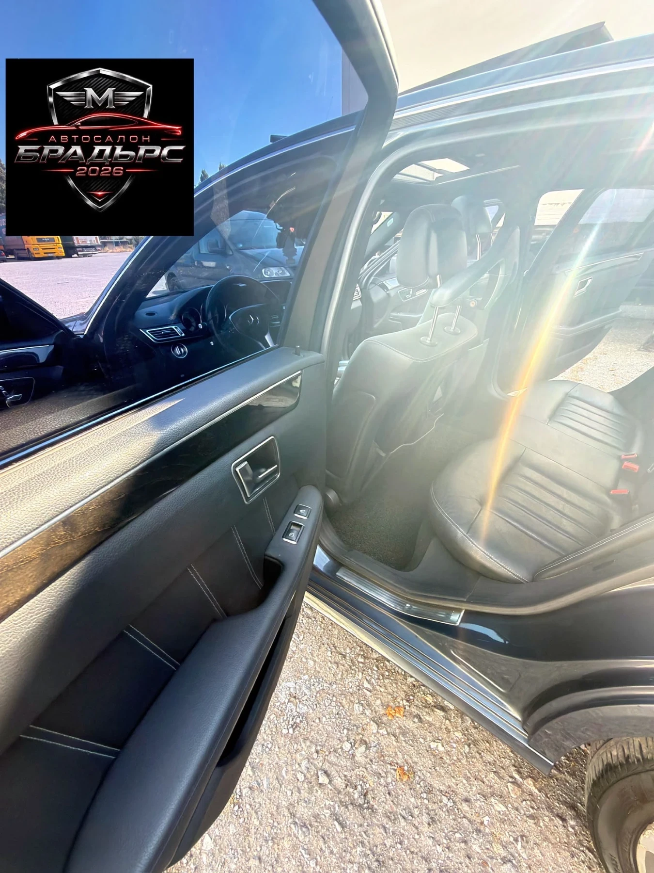 Mercedes-Benz E 300 4 MATIC, снимка 8 - Автомобили и джипове - 55501897