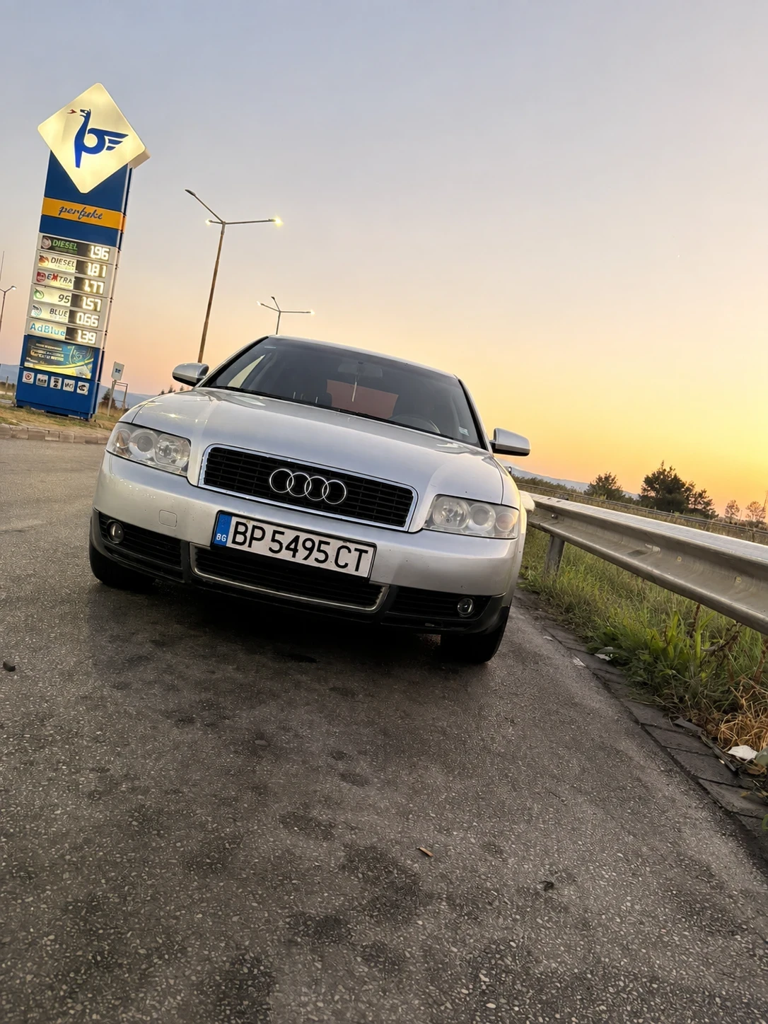 Audi A4 1.9 TDI, снимка 2 - Автомобили и джипове - 55507838