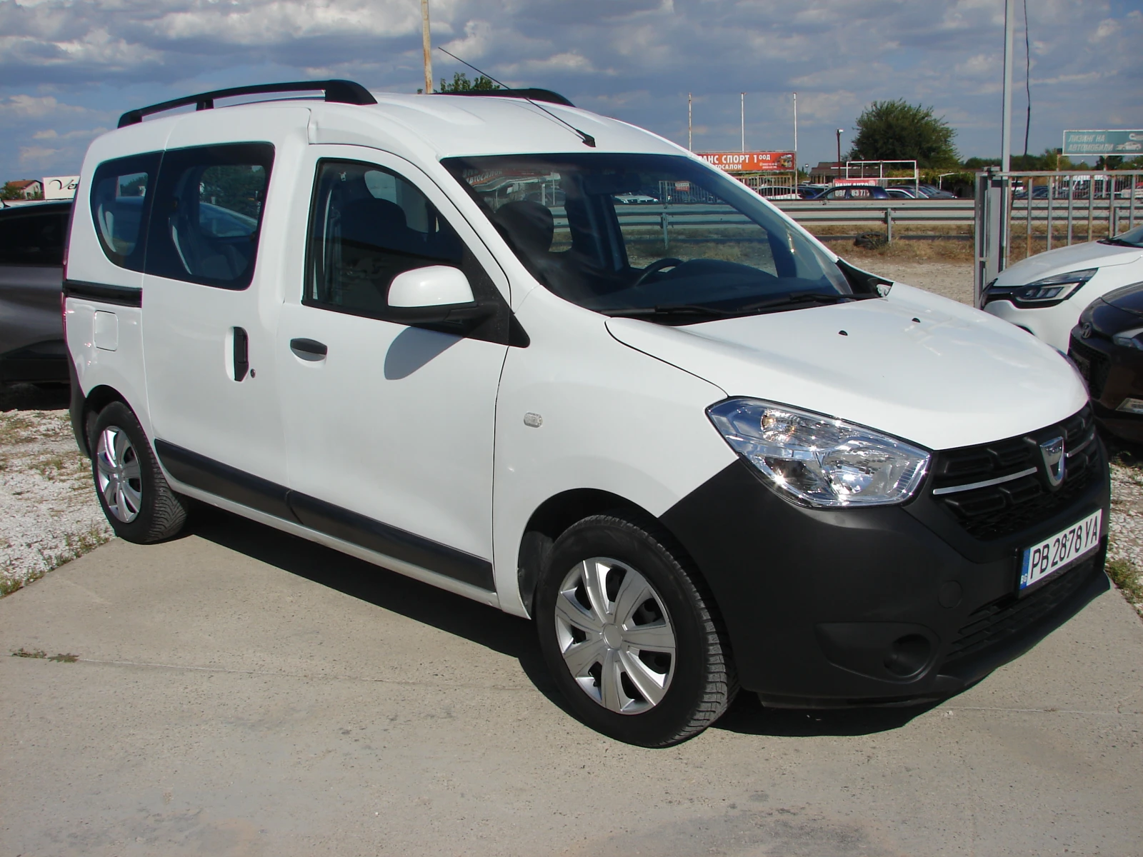 Dacia Dokker 1.5 DCI  EU 6 KLIMA, снимка 3 - Автомобили и джипове - 55952740