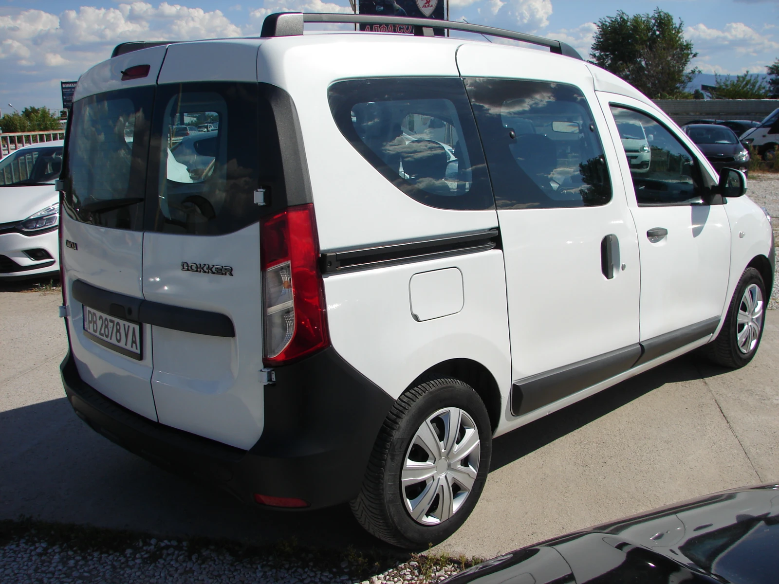 Dacia Dokker 1.5 DCI  EU 6 KLIMA, снимка 5 - Автомобили и джипове - 55952740