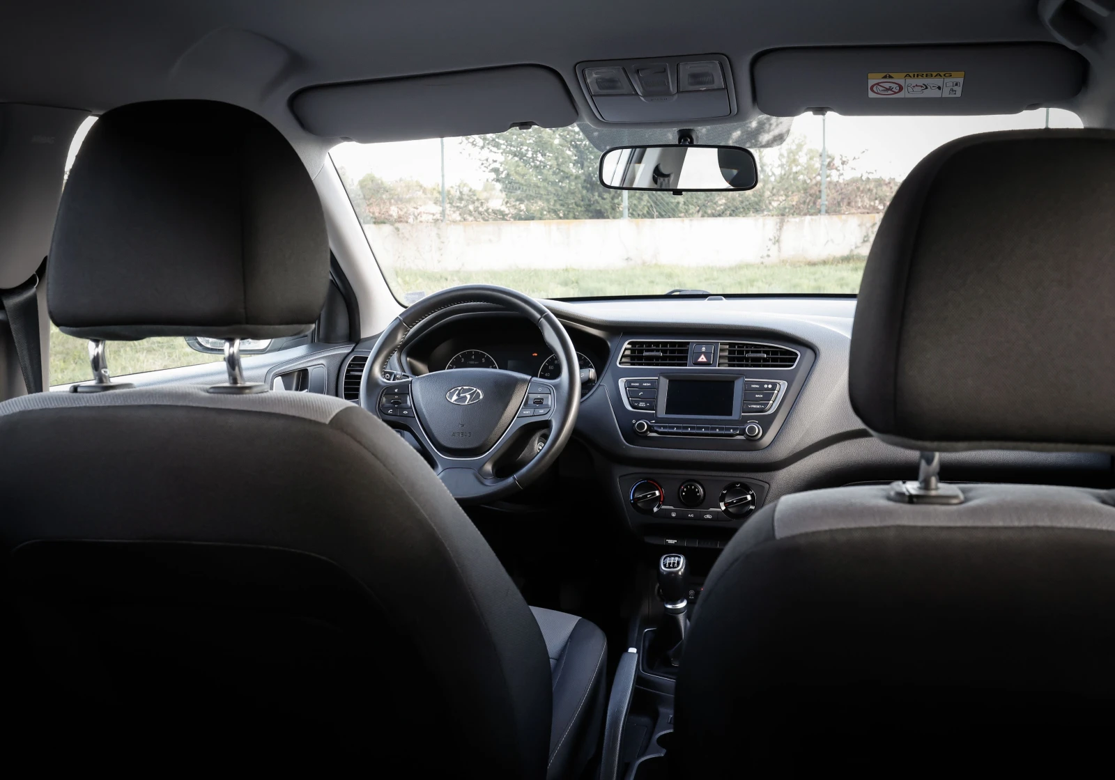 Hyundai I20, снимка 10 - Автомобили и джипове - 56262637