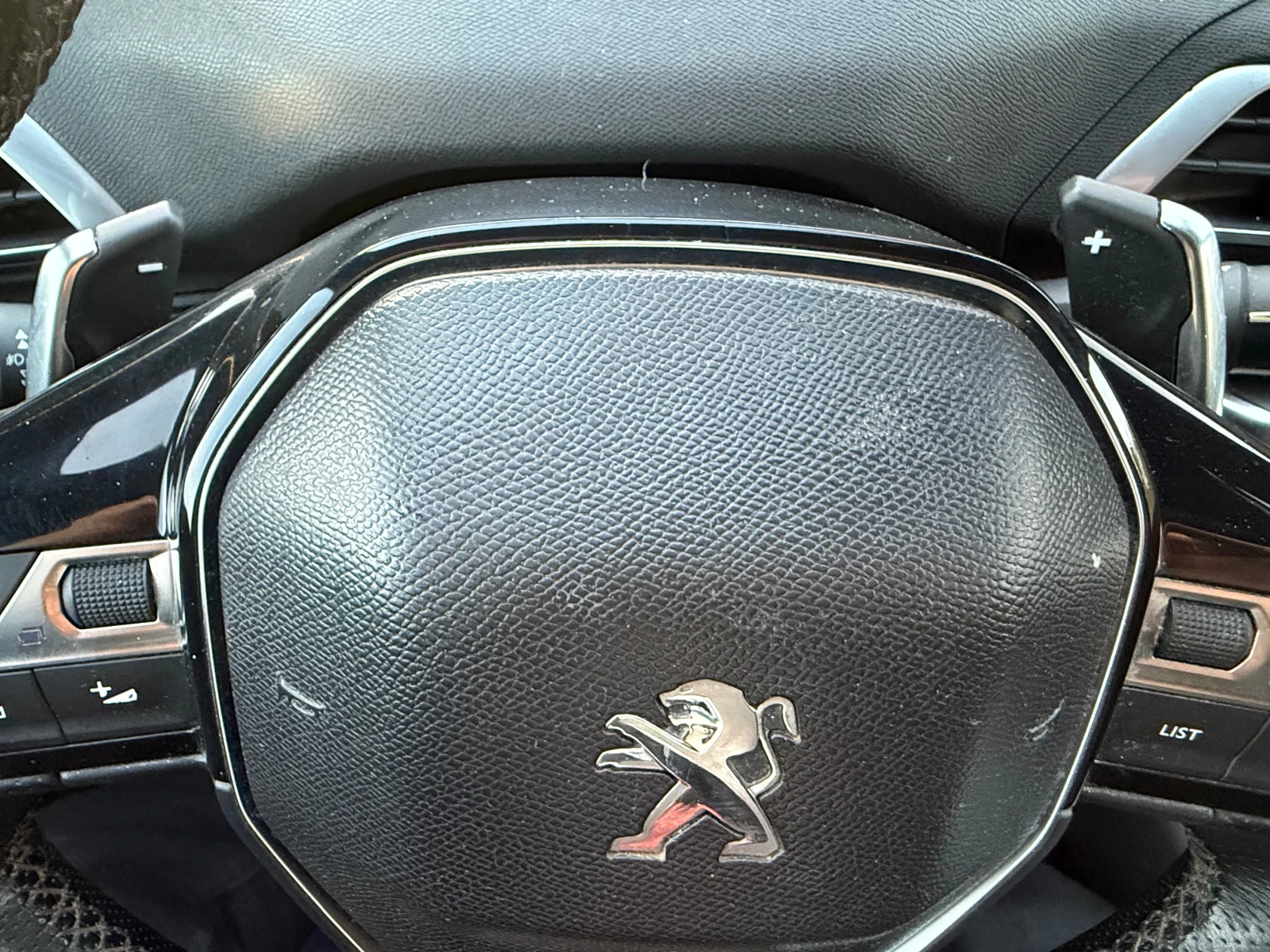 Peugeot 3008 GT-LINE, снимка 12 - Автомобили и джипове - 56331953