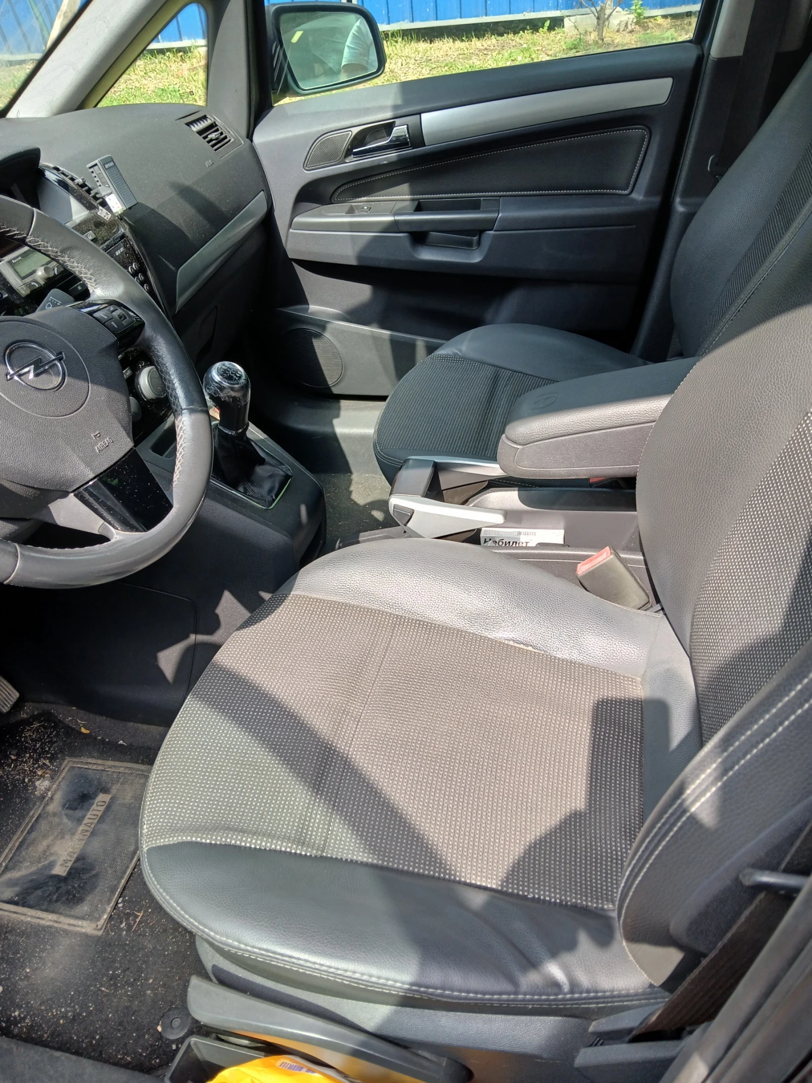 Opel Zafira, снимка 2 - Автомобили и джипове - 56626218