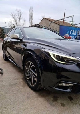 Infiniti Q30, снимка 1