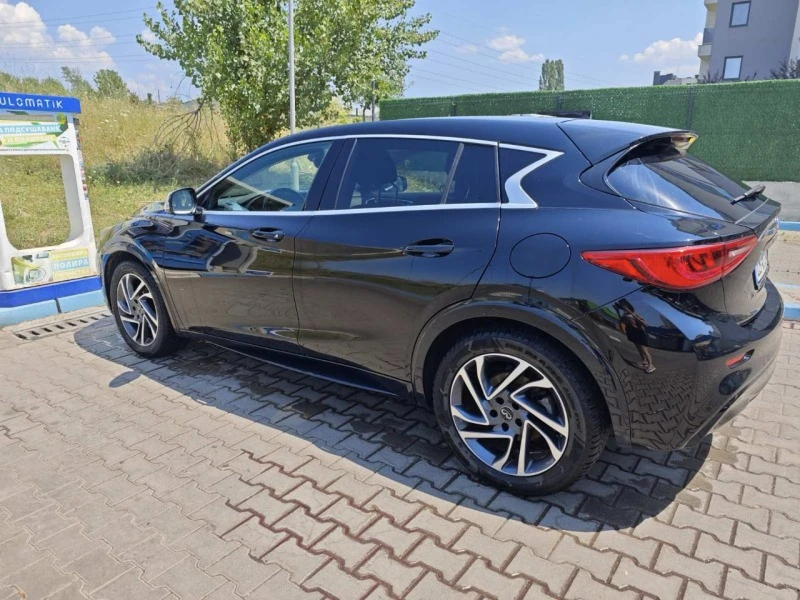 Infiniti Q30, снимка 4 - Автомобили и джипове - 47488468