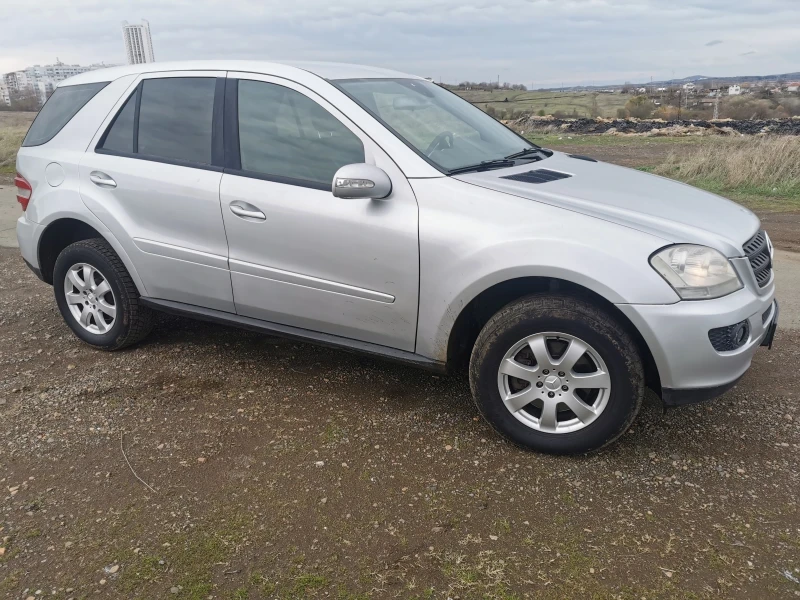 Mercedes-Benz ML 280 НА ПРУЖИНИ, снимка 3 - Автомобили и джипове - 48080773