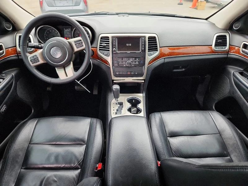 Jeep Grand cherokee LIMITED| КОЖЕН САЛОН| HARMAN, снимка 7 - Автомобили и джипове - 56020651
